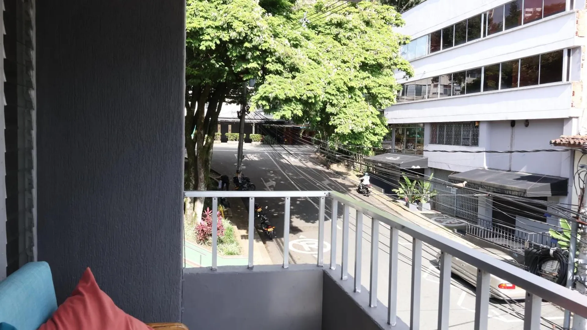 Apartament Living Poblado Manila 301 G Hab Doble Con Bano Medellín