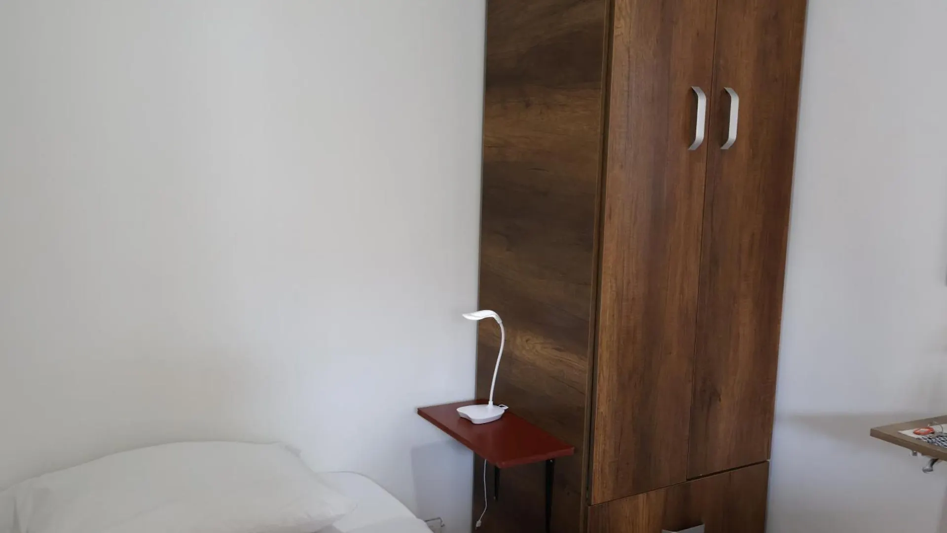 Living Poblado Manila 301 G Hab Doble Con Bano Διαμέρισμα Μεντεγίν