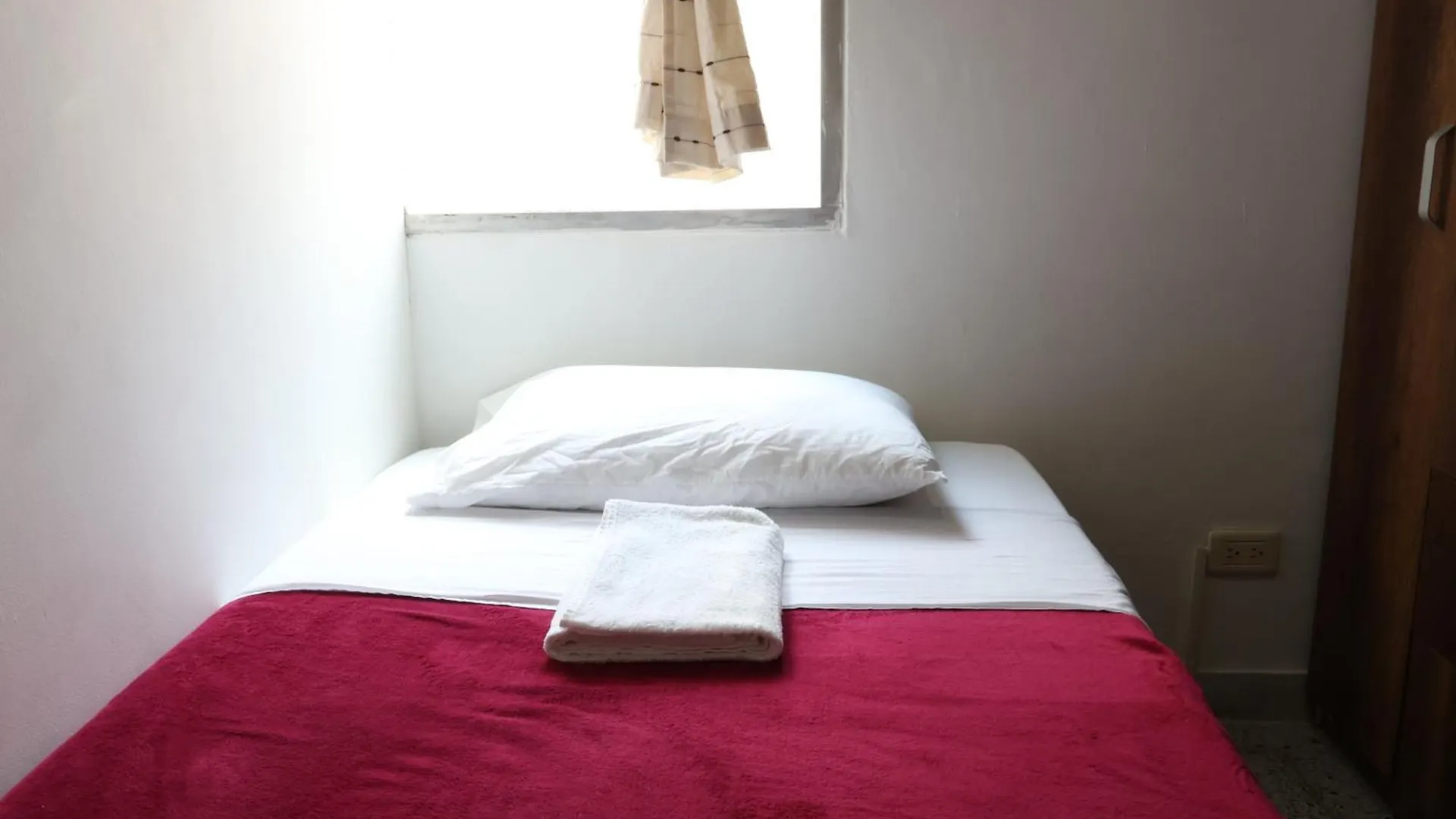 Living Poblado Manila 301 G Hab Doble Con Bano Διαμέρισμα Μεντεγίν Κολομβία