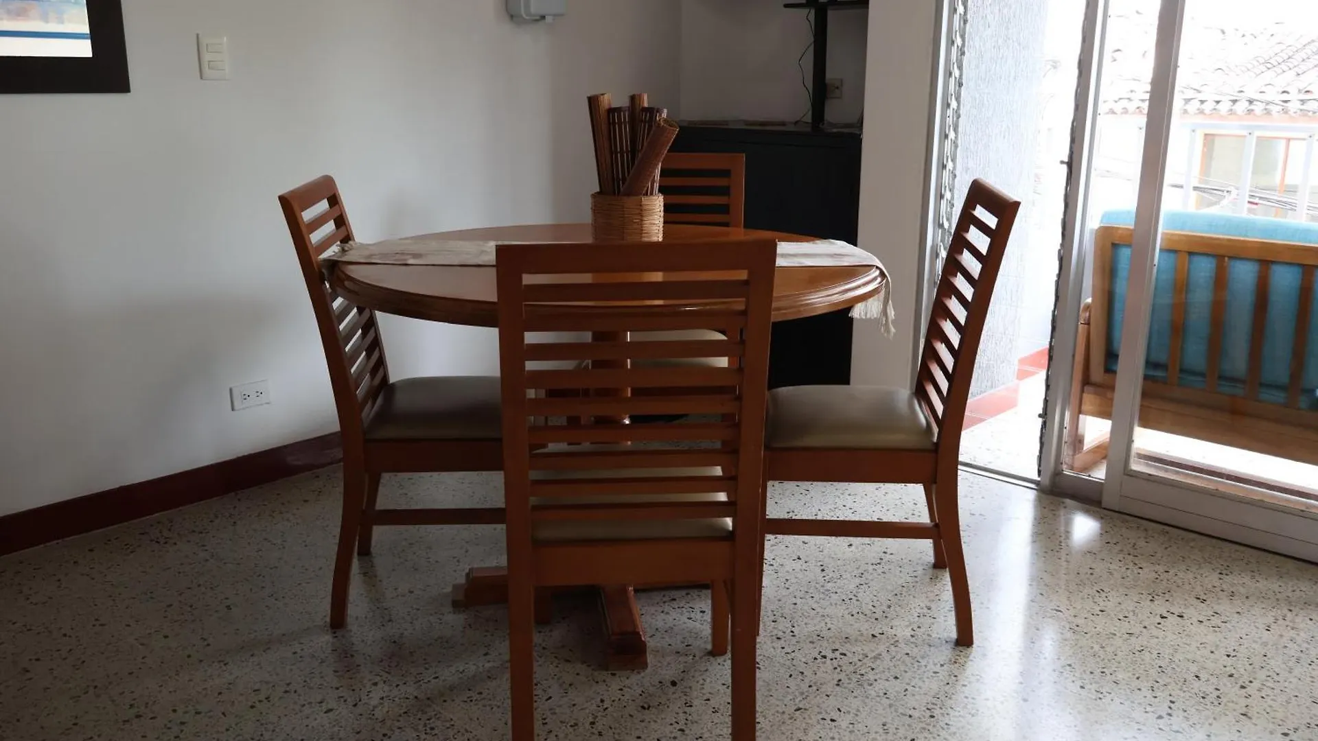 Living Poblado Manila 301 G Hab Doble Con Bano Διαμέρισμα Μεντεγίν Δωμάτια σε οικογενειακή κατοικία