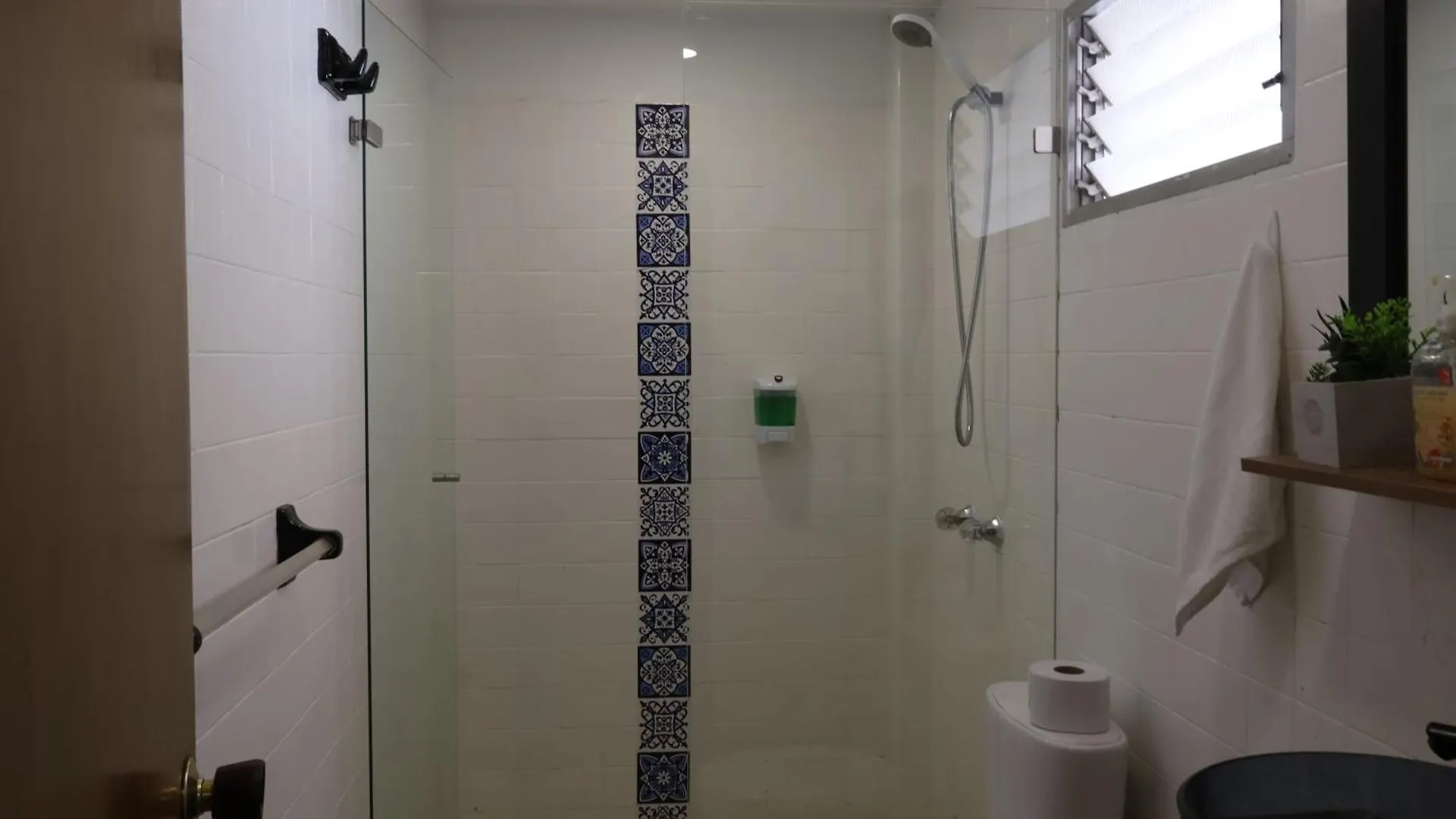 Δωμάτια σε οικογενειακή κατοικία Living Poblado Manila 301 G Hab Doble Con Bano Διαμέρισμα Μεντεγίν Κολομβία