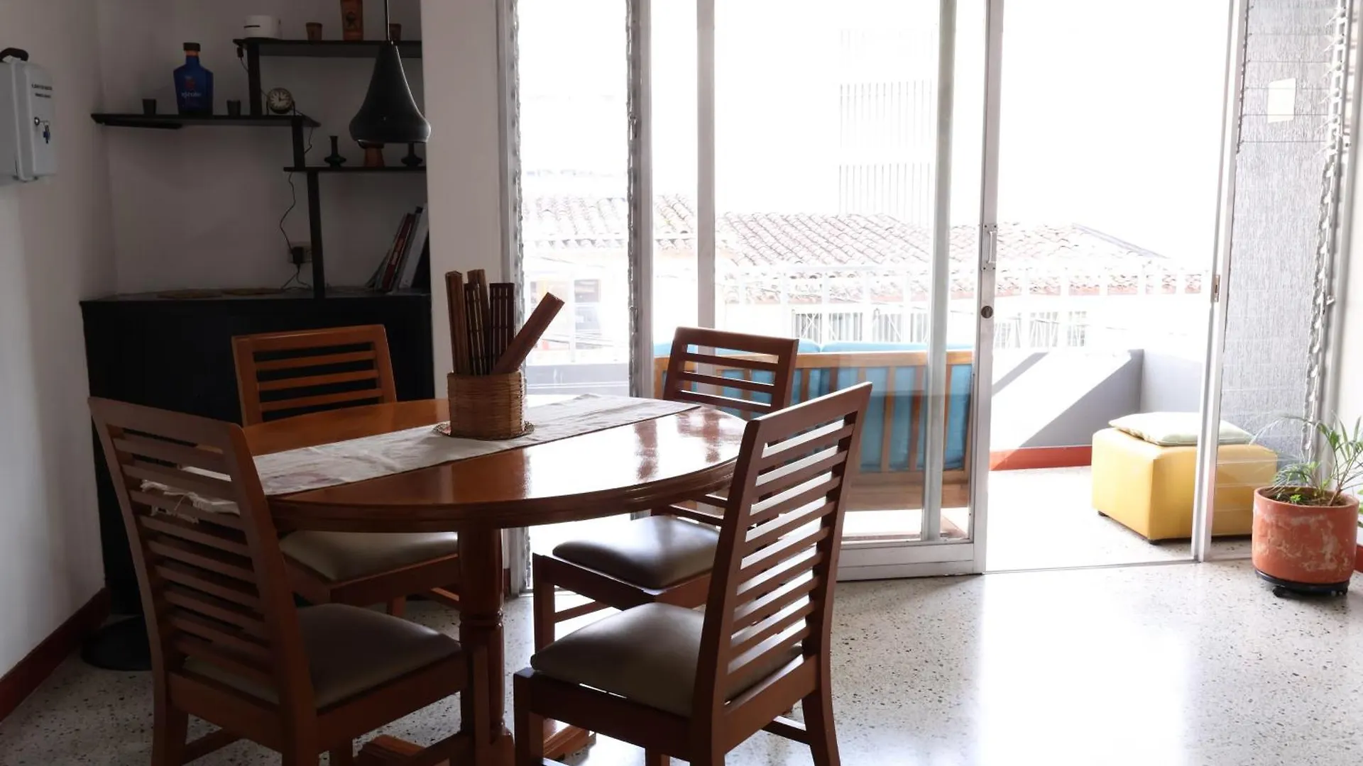Living Poblado Manila 301 G Hab Doble Con Bano Διαμέρισμα Μεντεγίν 0*,