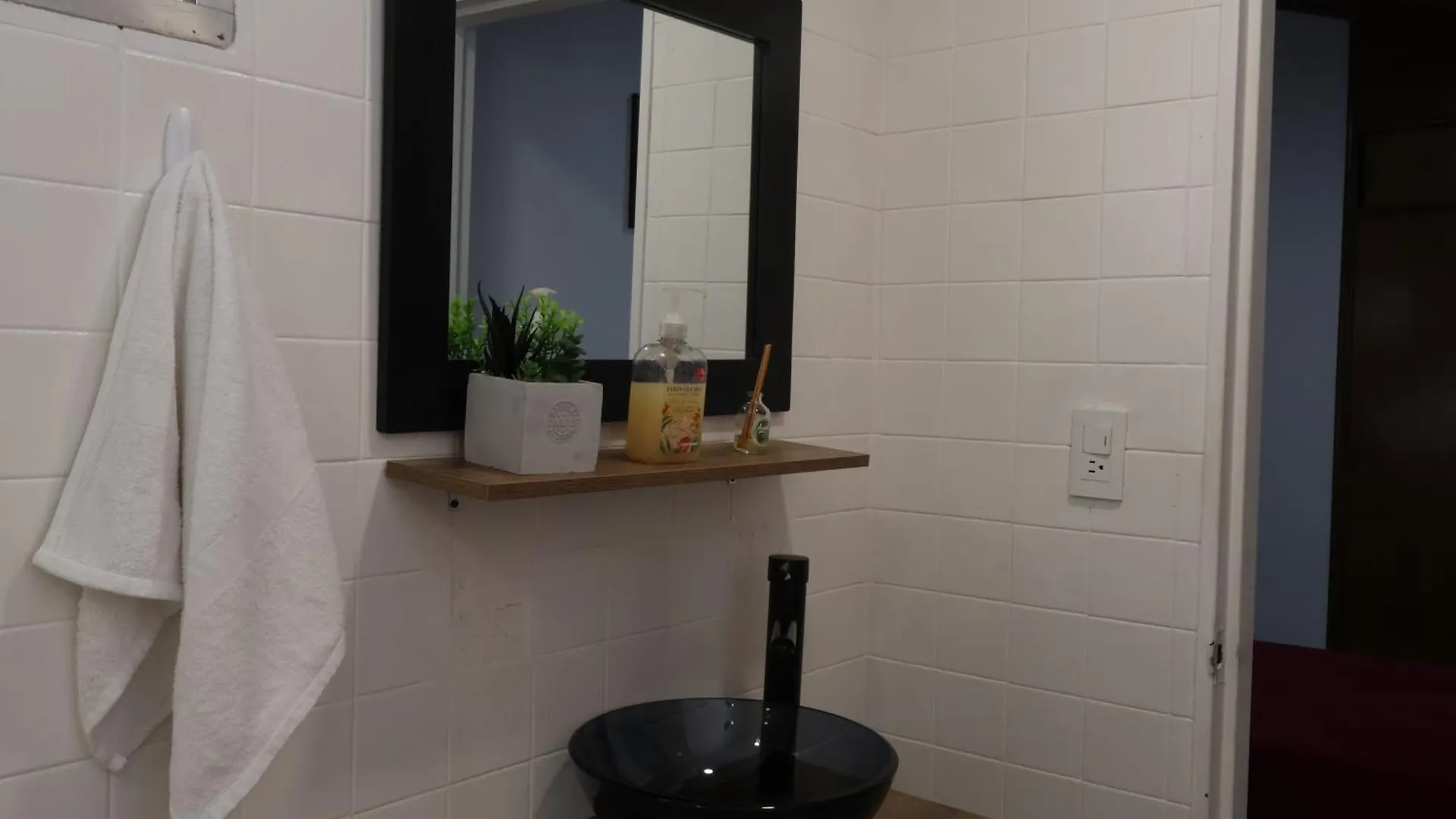 Δωμάτια σε οικογενειακή κατοικία Living Poblado Manila 301 G Hab Doble Con Bano Διαμέρισμα Μεντεγίν