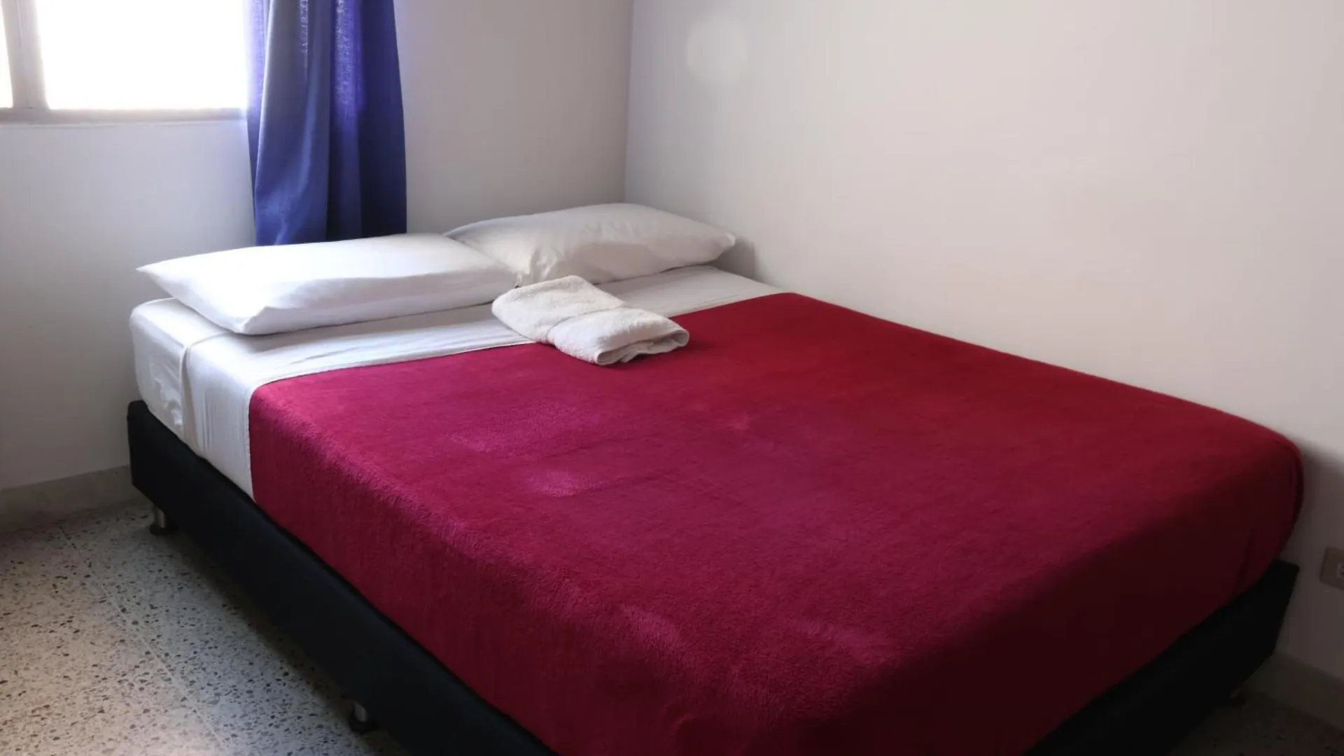 Δωμάτια σε οικογενειακή κατοικία Living Poblado Manila 301 G Hab Doble Con Bano Διαμέρισμα Μεντεγίν